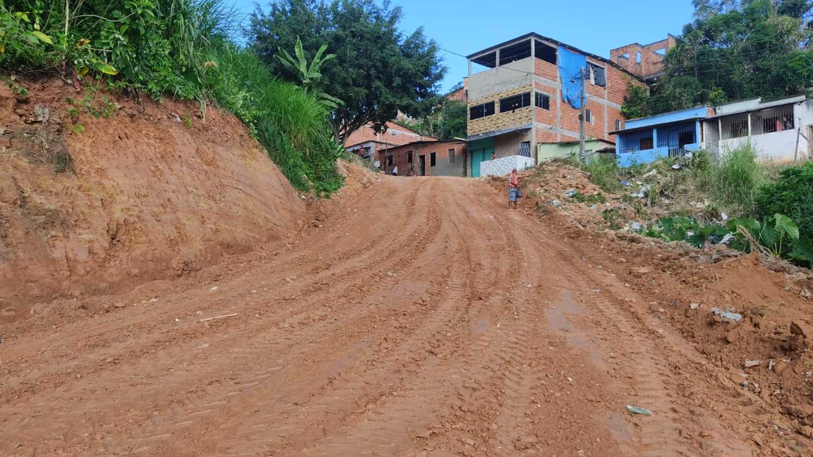 Camacã: Prefeitura reabre a rua do Sarampo e moradores comemoram